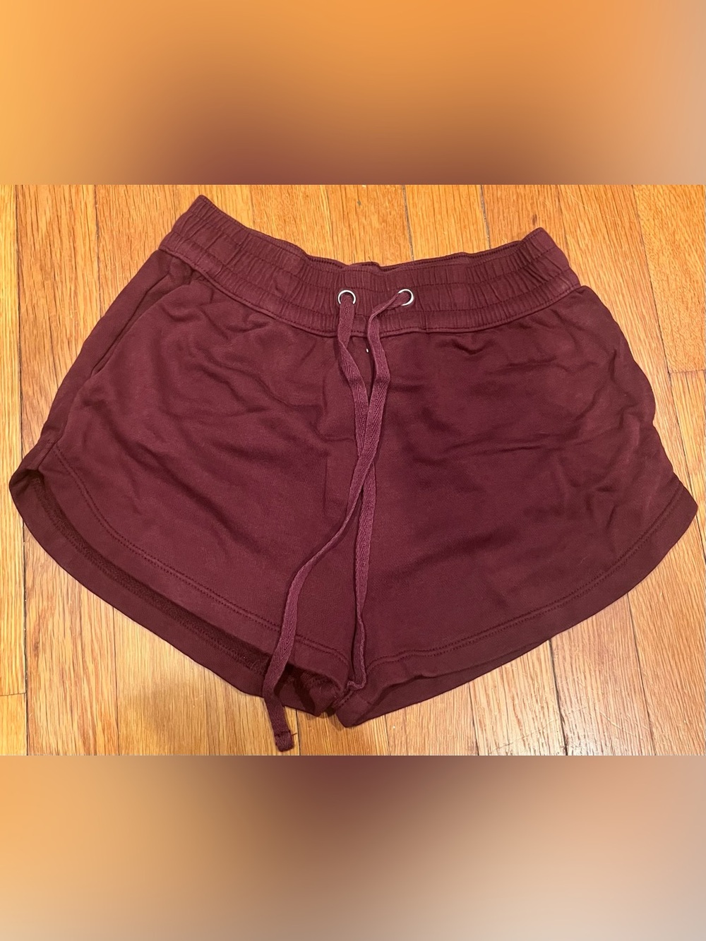 Women’s maroon lounge shorts